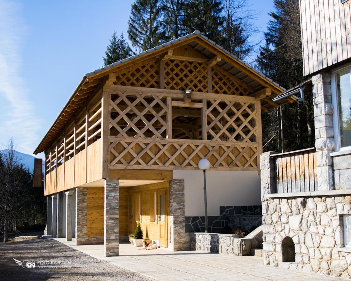 Ranch Marina Hotel Koce Buitenkant foto