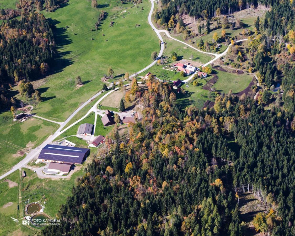 Ranch Marina Hotel Koce Buitenkant foto