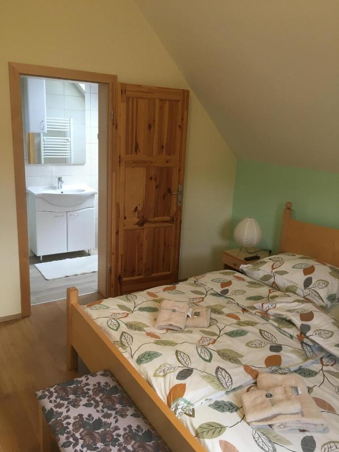 Ranch Marina Hotel Koce Buitenkant foto